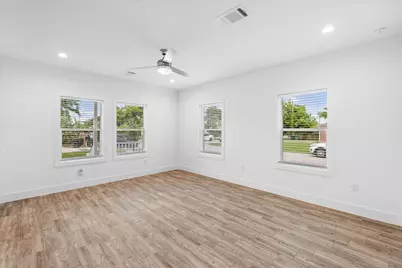 4358 Larkspur Street, Houston, TX 77051 - Photo 8