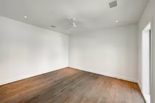 5455 Cedar Creek Dr, Houston, TX 77056 - Photo 34