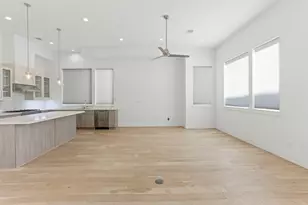 9818 Mocking Bird Hill Ln, Houston, TX 77080 - Photo 10