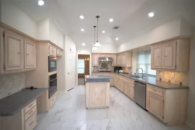 1839 Lake Winds Dr, Missouri City, TX 77459 - Photo 16