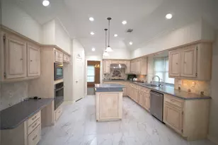 1839 Lakewinds Dr, Missouri City, TX 77459 - Photo 16