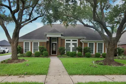 1839 Lake Winds Dr, Missouri City, TX 77459 - Photo 2