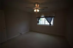 1839 Lakewinds Dr, Missouri City, TX 77459 - Photo 12