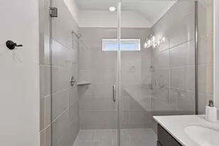 9121 Highland Northern Wy, Houston, TX 77088 - Photo 36