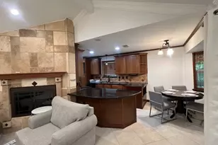 5 Deerfoot Ct, The Woodlands, TX 77380 - Photo 12