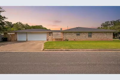 2016 Willow Bend Road, Wharton, TX 77488 - Photo 6