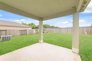 21311 Shadow River Ln, Spring, TX 77379 - Photo 6