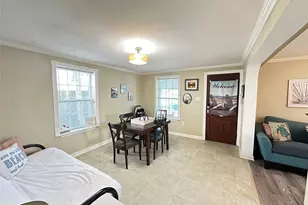 2014 39th St, Galveston, TX 77550 - Photo 6