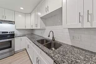 1707 W 43rd St, Houston, TX 77018 - Photo 10