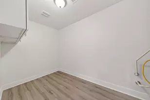 1707 W 43rd St, Houston, TX 77018 - Photo 32