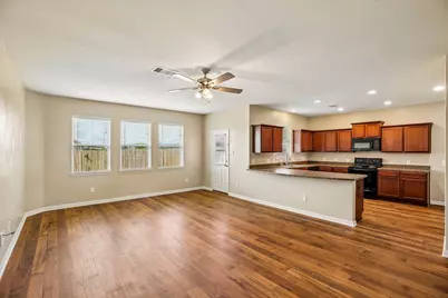 10777 S Lake Mist Lane, Willis, TX 77318 - Photo 10