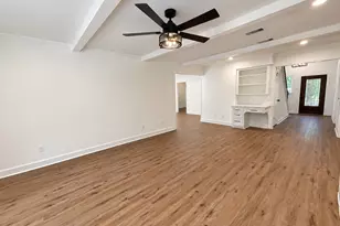 10715 E Timberwagon Cir, Spring, TX 77380 - Photo 10
