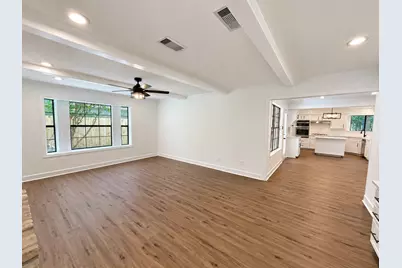 10715 E Timberwagon Circle, The Woodlands, TX 77380 - Photo 14