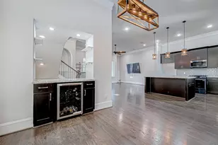 2227 Chenevert St, Houston, TX 77003 - Photo 10