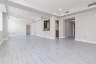 914 Main St, Houston, TX 77002 - Photo 1