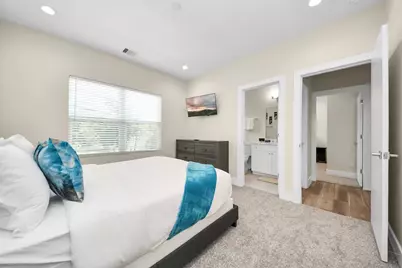 5935 Beall Street #D, Houston, TX 77091 - Photo 16