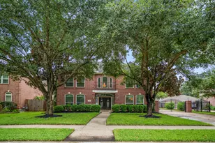 17327 W Copper Lakes Dr, Houston, TX 77095 - Photo 2