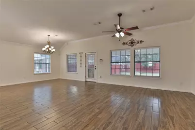 248 Wentworth Drive, West Columbia, TX 77486 - Photo 6