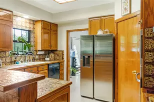 14464 Charred Oaks Dr, Willis, TX 77318 - Photo 12