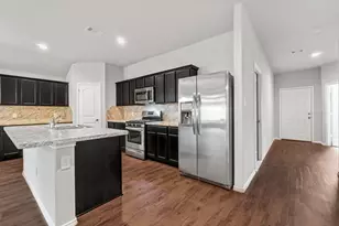 14060 Silver Falls Ct, Conroe, TX 77384 - Photo 6