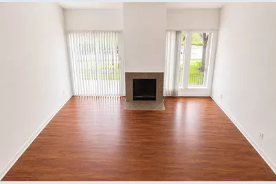 10811 Richmond Avenue #30, Houston, TX 77042 - Photo 6