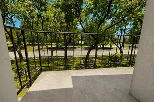 10811 Richmond Ave, Houston, TX 77042 - Photo 16