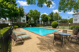 10811 Richmond Ave, Houston, TX 77042 - Photo 20