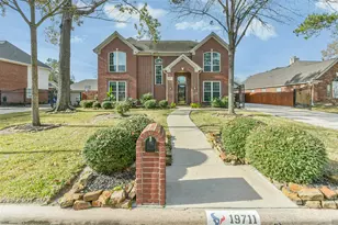 19711 Powerscourt Dr, Humble, TX 77346 - Photo 2