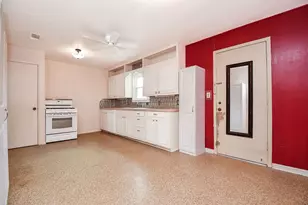 1313 Tobola St, Rosenberg, TX 77471 - Photo 12