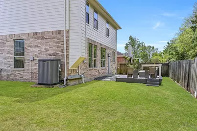 1020 Jefferson Street, Alvin, TX 77511 - Photo 22