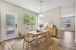 1020 Jefferson St, Alvin, TX 77511 - Photo 8