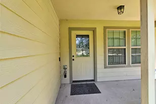 10761 Royal Terrell Dr, Conroe, TX 77303 - Photo 2