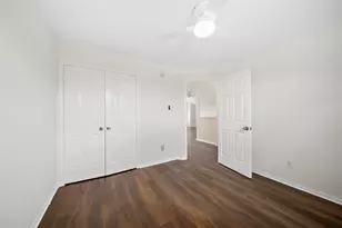 3122 Glencullen Ln, Pearland, TX 77584 - Photo 10