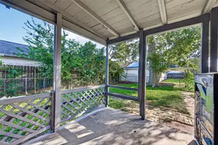 503 N Orange St, Sweeny, TX 77480 - Photo 14