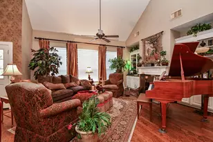 11814 Lake Grove Ct, Tomball, TX 77377 - Photo 10