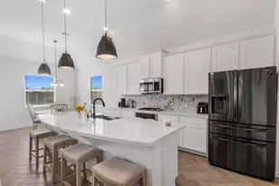 11918 Autumn Leaf Dr, Mont Belvieu, TX 77535 - Photo 6