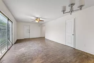 2709 Davis St, Houston, TX 77026 - Photo 12