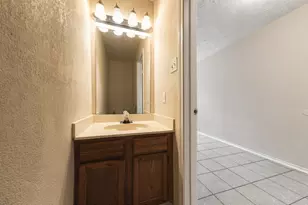 5203 E Pagewick Dr, Houston, TX 77041 - Photo 10