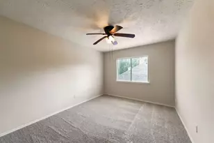 5203 E Pagewick Dr, Houston, TX 77041 - Photo 16