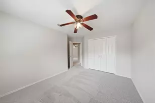 5203 E Pagewick Dr, Houston, TX 77041 - Photo 18