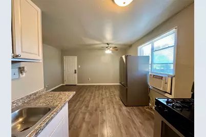 2705 Lorraine Street #21, Houston, TX 77026 - Photo 10