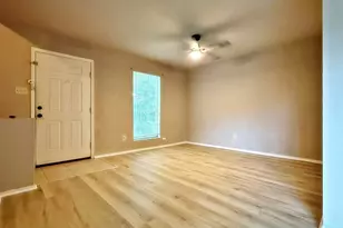 9217 Vogue Ln, Houston, TX 77080 - Photo 2
