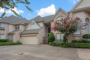 2514 Potomac Dr, Houston, TX 77057 - Photo 2