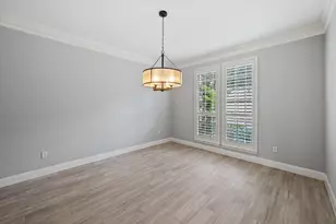 2514 Potomac Dr, Houston, TX 77057 - Photo 10
