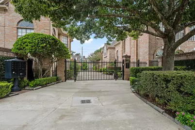 2514 Potomac Drive #B, Houston, TX 77057 - Photo 1
