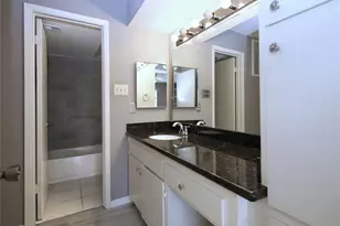 2626 Holly Hall St, Houston, TX 77054 - Photo 16