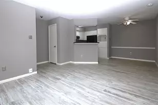 2626 Holly Hall St, Houston, TX 77054 - Photo 6