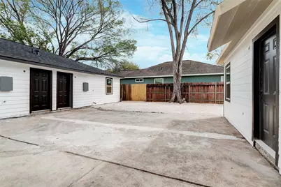 306 E 40th 1/2 Street, Houston, TX 77018 - Photo 10
