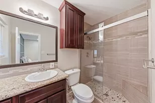 8526 Cedel Dr, Houston, TX 77055 - Photo 32