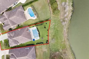 95 Lake View Loop, Fulshear, TX 77441 - Photo 32